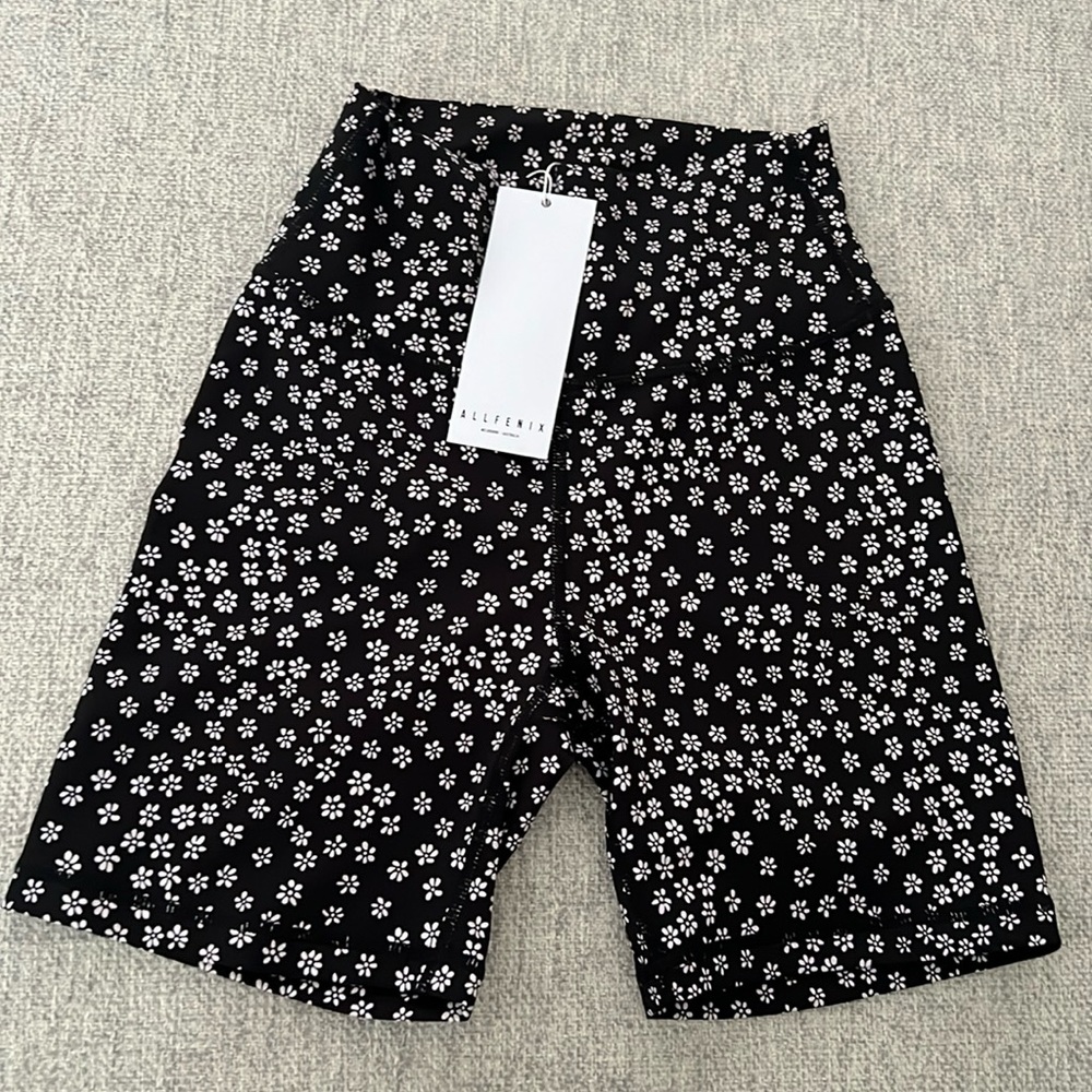 Workout shorts XS